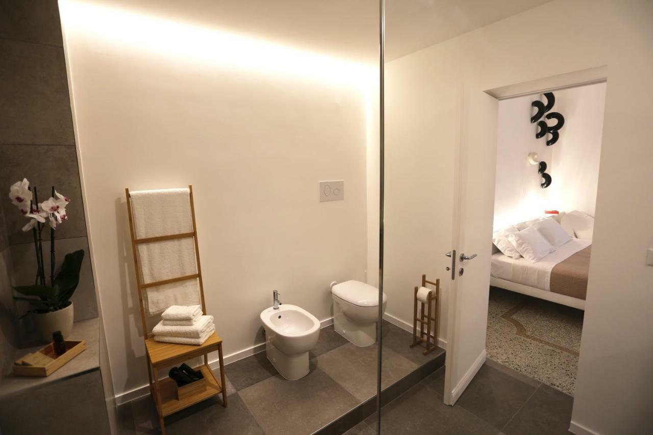 Re Ruggero Rooms 雷焦卡拉布里亚 外观 照片